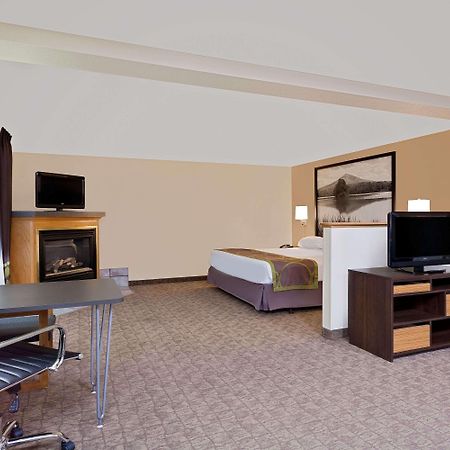 Super 8 By Wyndham Lebanon Hotel Exterior photo